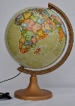Globus śr. 320 polityczny podświetlany  plastikowa stopka